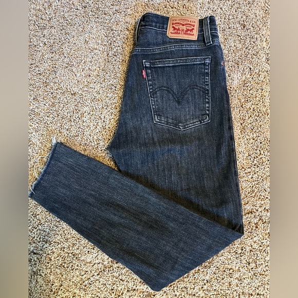 Levis Wedgie Fit Skinny Jeans Raw Hems Size 28 pre owned - Picture 3 of 8